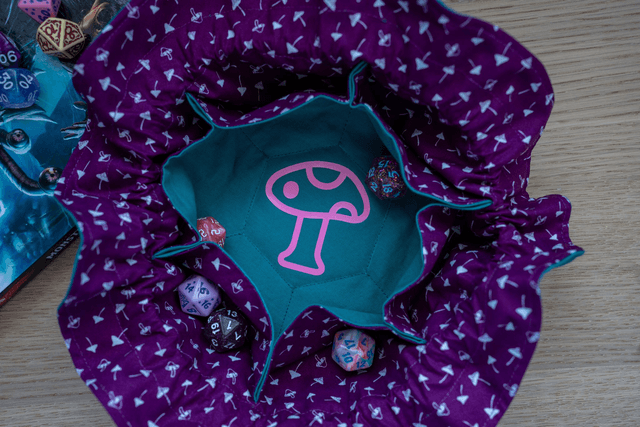 Tea time - Caduceus inspired dice bag
